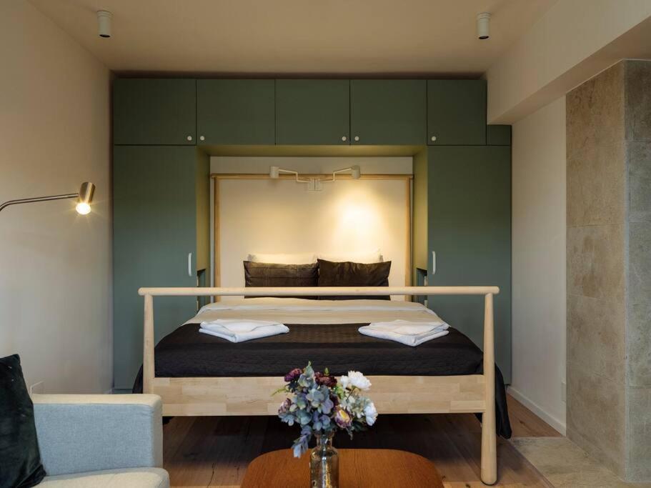 Sunny Modern - Cismigiu Park & Old Town Apartamento Bucareste