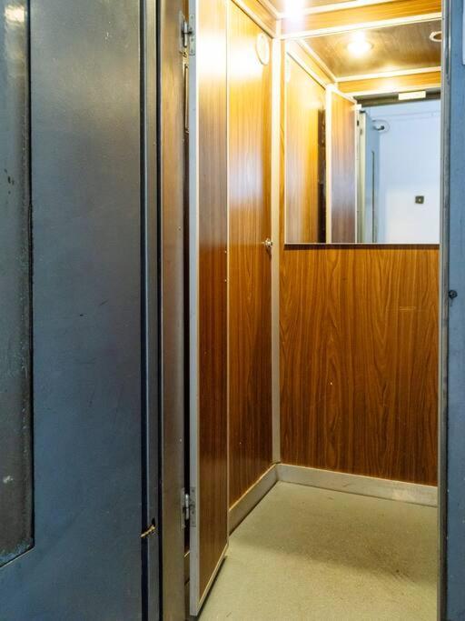 Sunny Modern - Cismigiu Park & Old Town Apartamento Bucareste