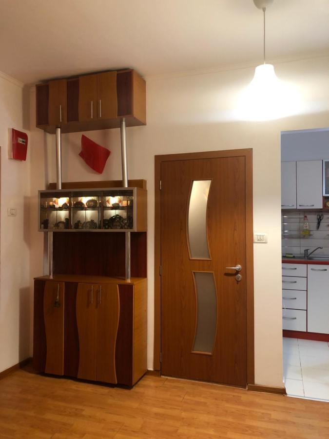 Charming Quiet Coltea Old Town In The Centre Of Apartment *