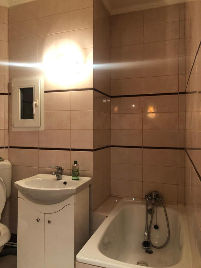 Charming Quiet Coltea Old Town In The Centre Of Apartment *