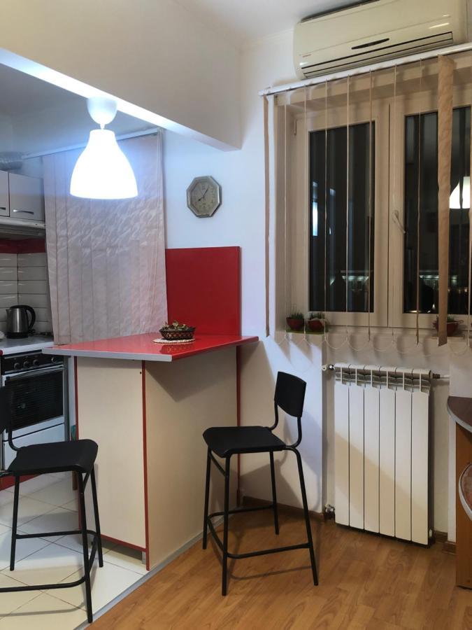 Charming Quiet Coltea Old Town In The Centre Of Apartment *