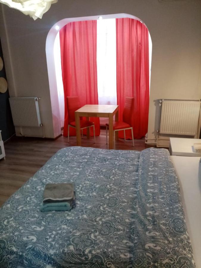 Luxus Europe In Piata Universitate Apartment Bucharest