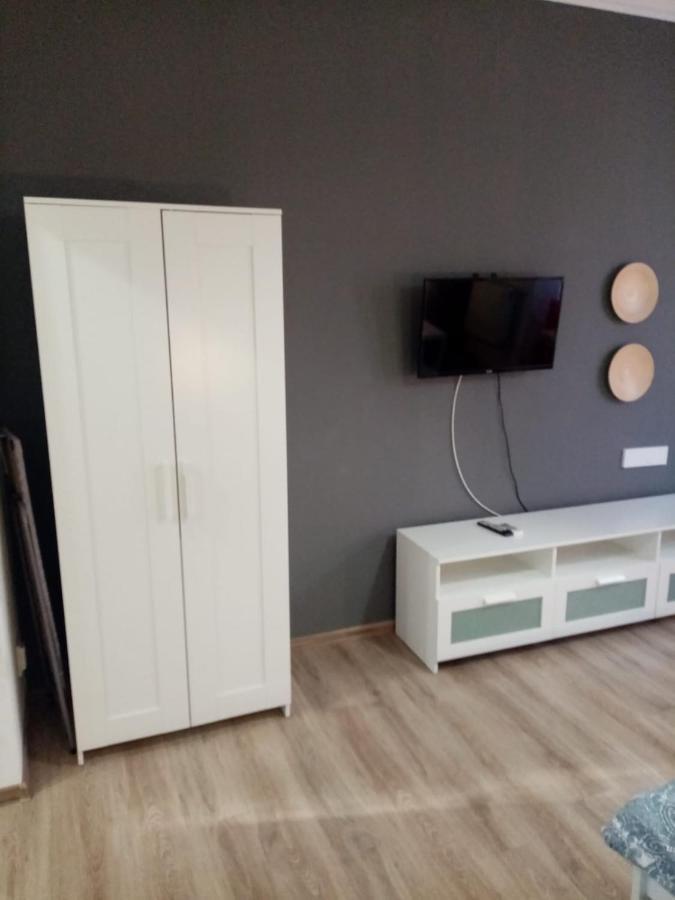 Luxus Europe In Piata Universitate * Bucharest