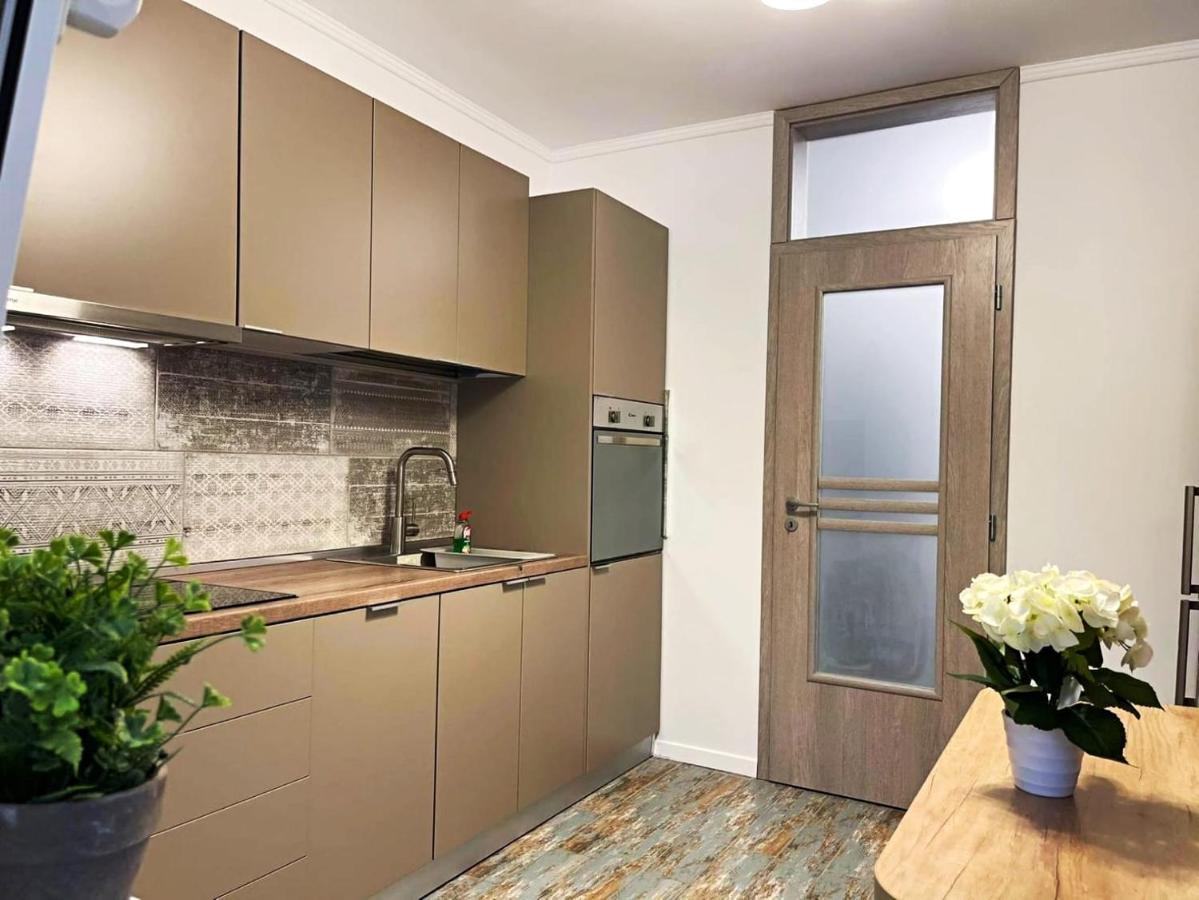 Apartment Start 1