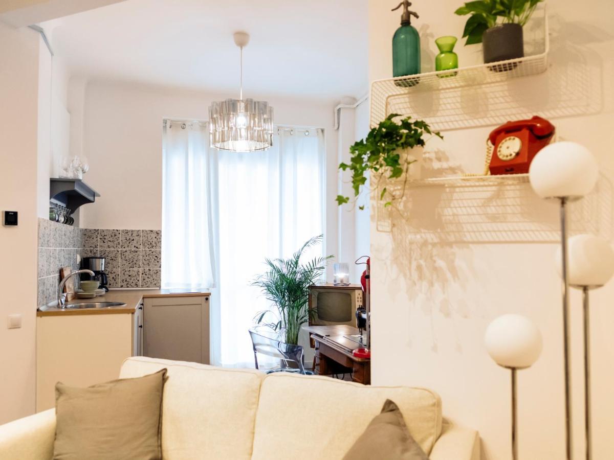Lovely Vintage Double In Center Apartment Bucharest