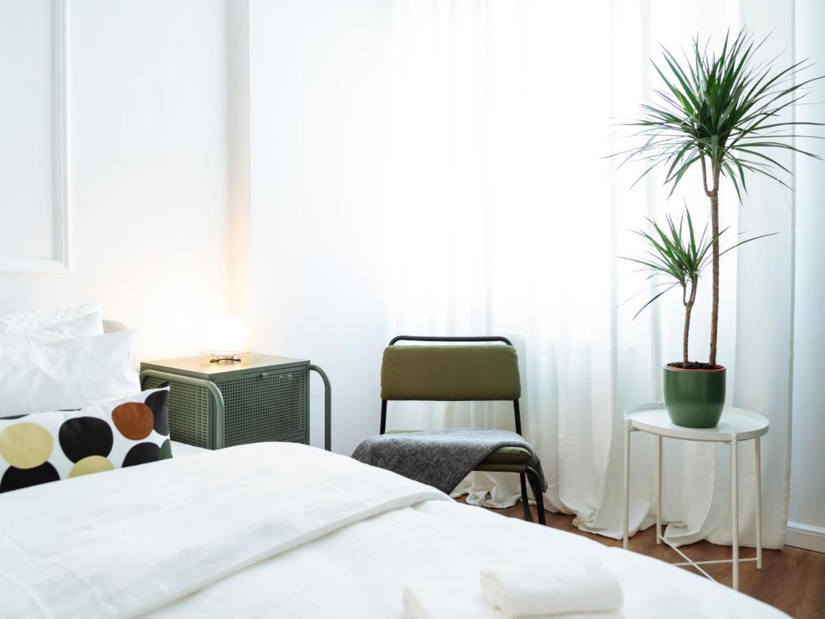 Lovely Vintage Double In Center Apartment Bucharest