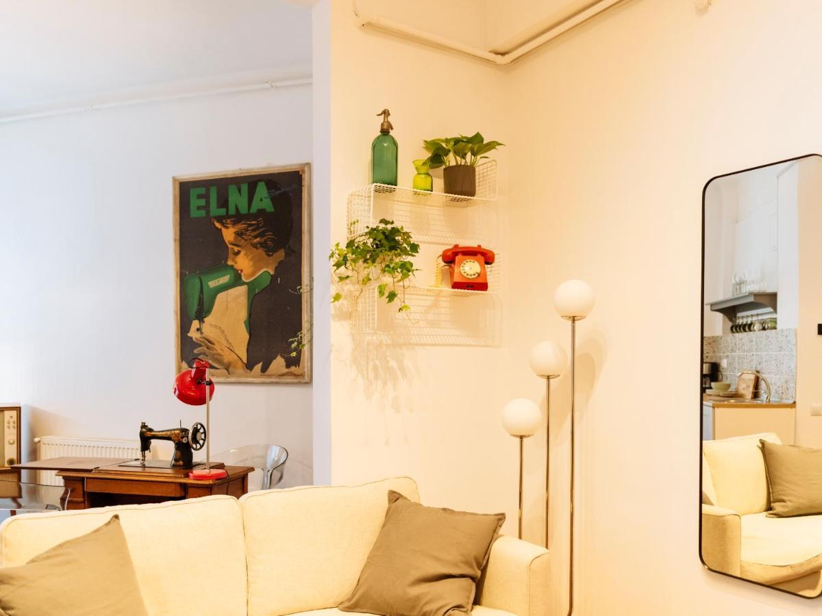 Lovely Vintage Double In Center Apartment Bucharest