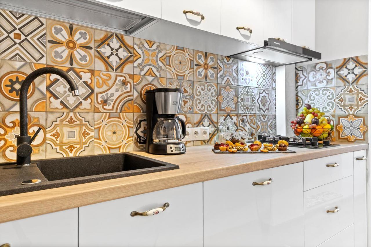 Sudului 303 By Mrg Apartament