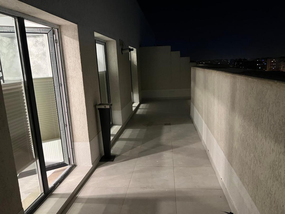 Apartment Amazing 2-room Penthouse Cityview W13