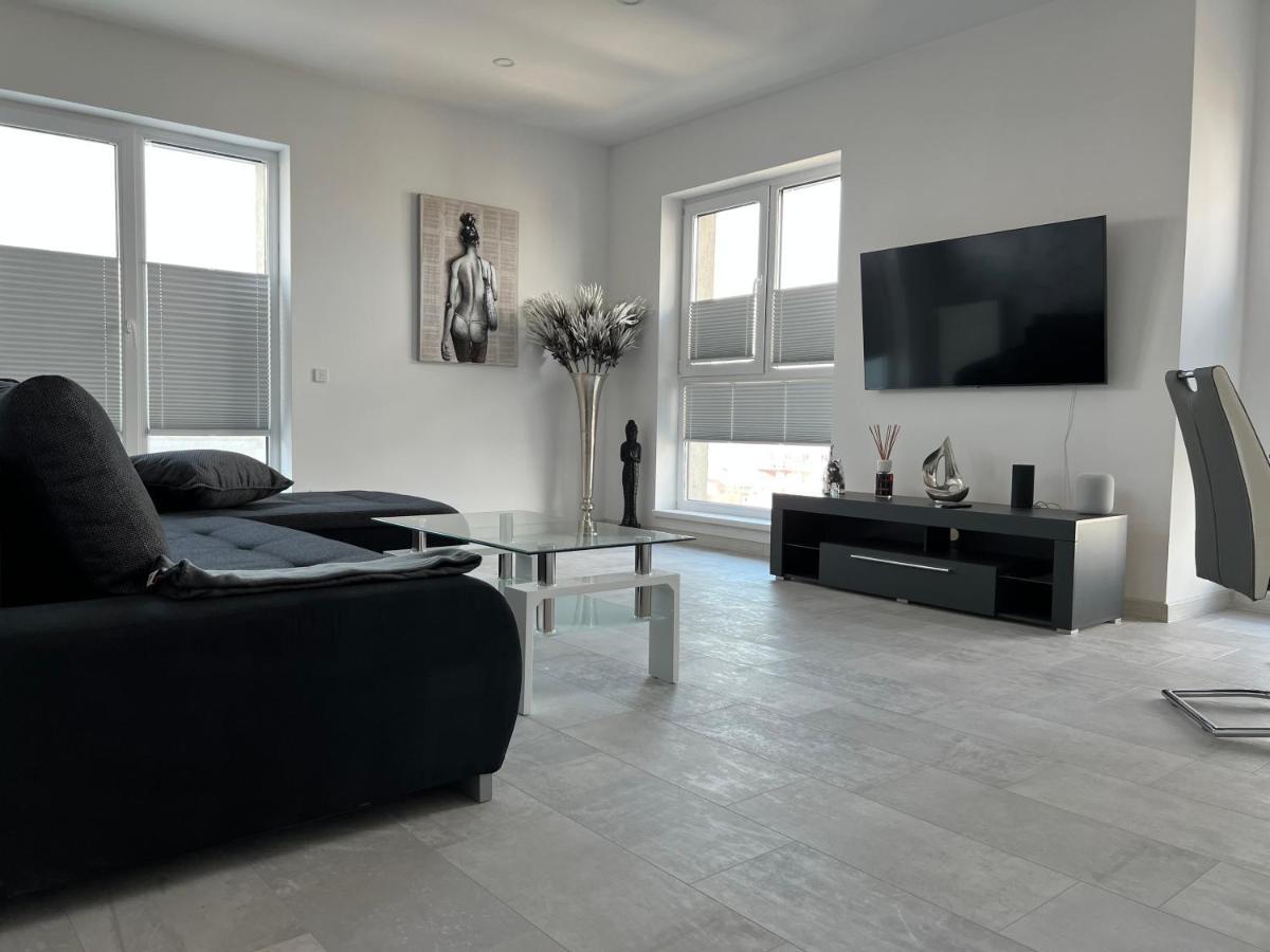 Stunning 2-room Penthouse With Lakeview W11 *
