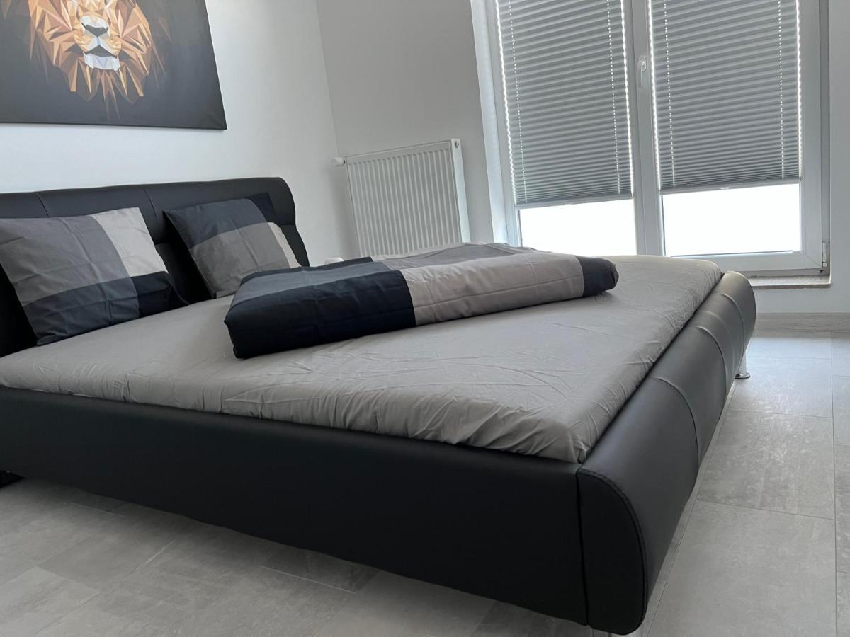 Stunning 2-room Penthouse With Lakeview W11 Apartament Bucureşti