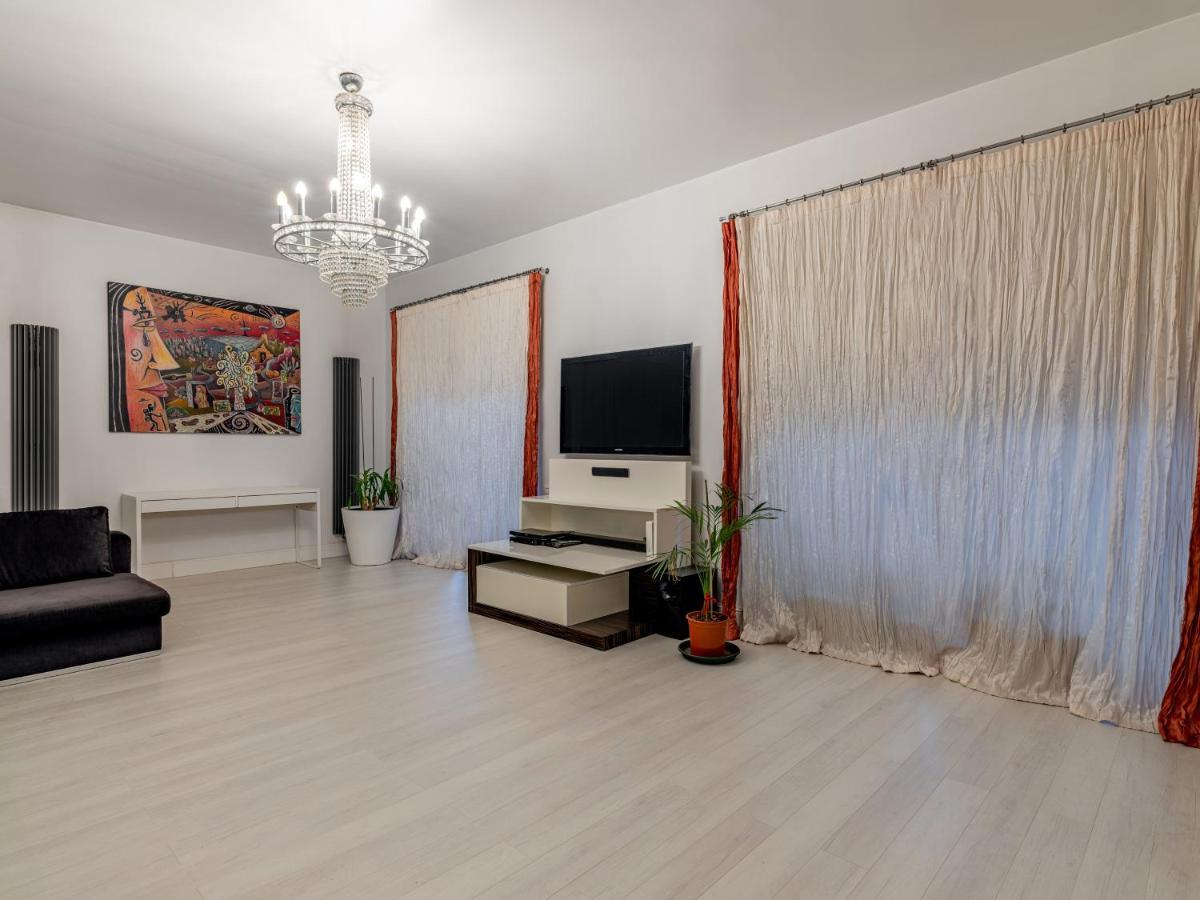 Apartamento The Life In Herastrau Park Bucareste
