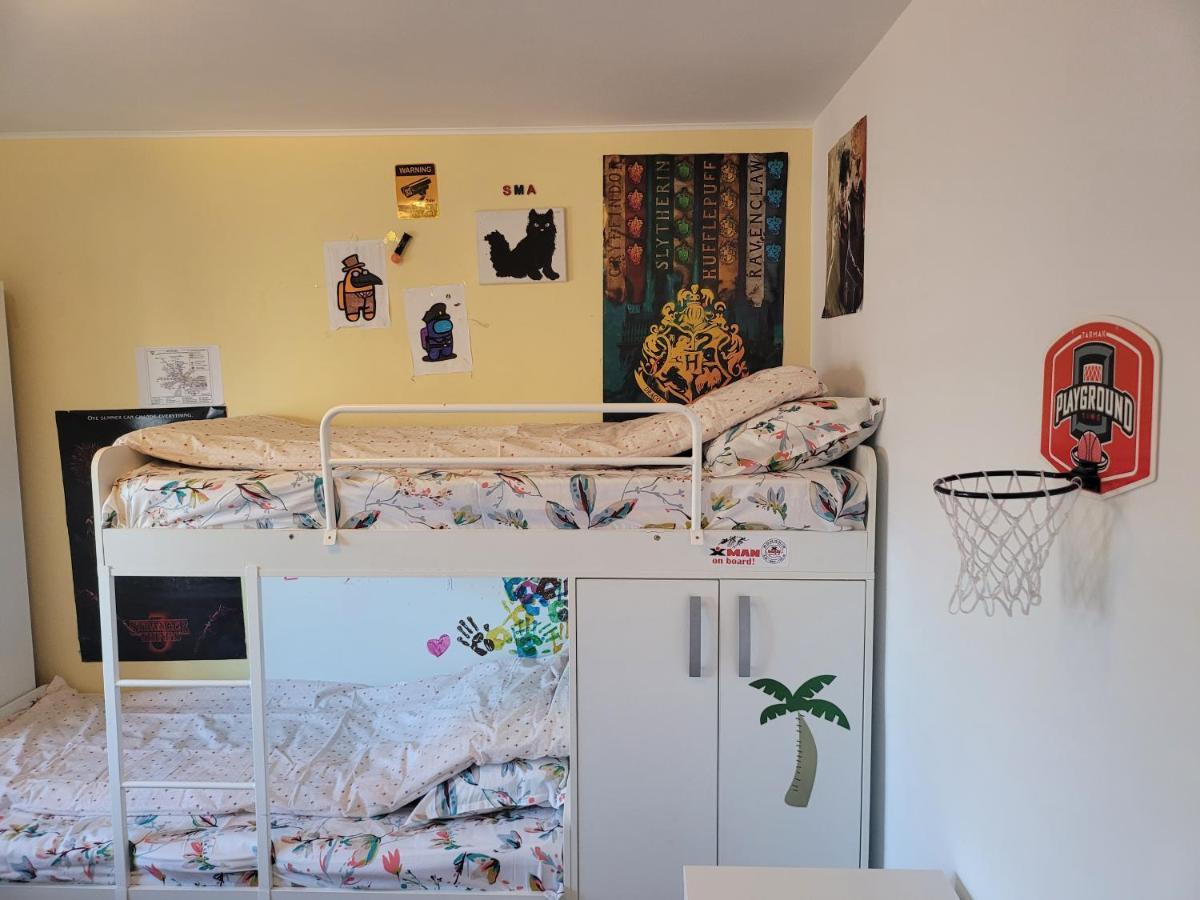 Family Friendly With Kids Room, Quiet And Peaceful Apartment *