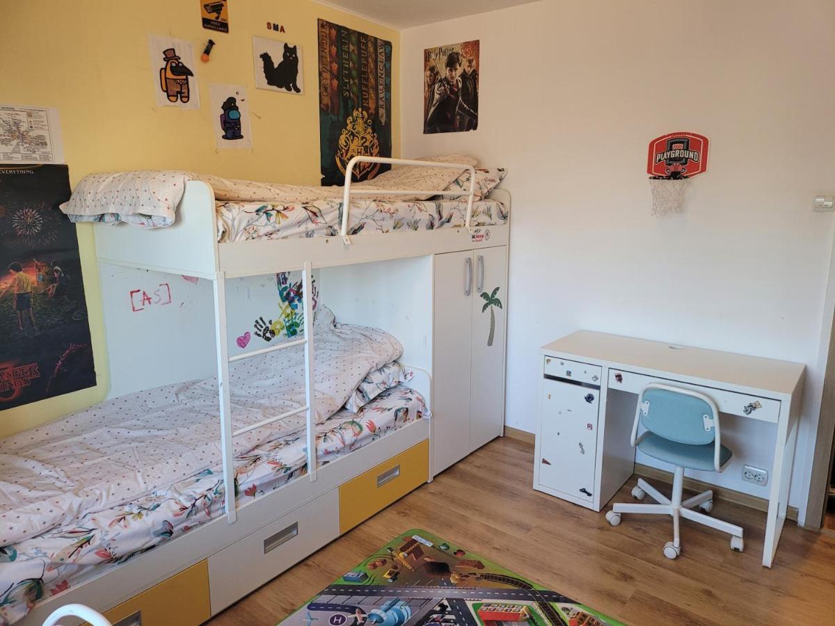 Apartment Family Friendly With Kids Room, Quiet And Peaceful