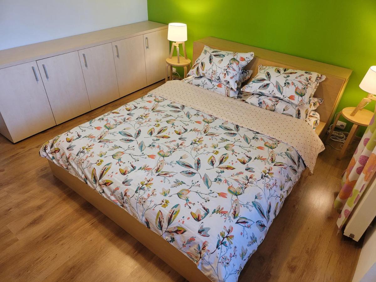 Family Friendly With Kids Room, Quiet And Peaceful Apartment *