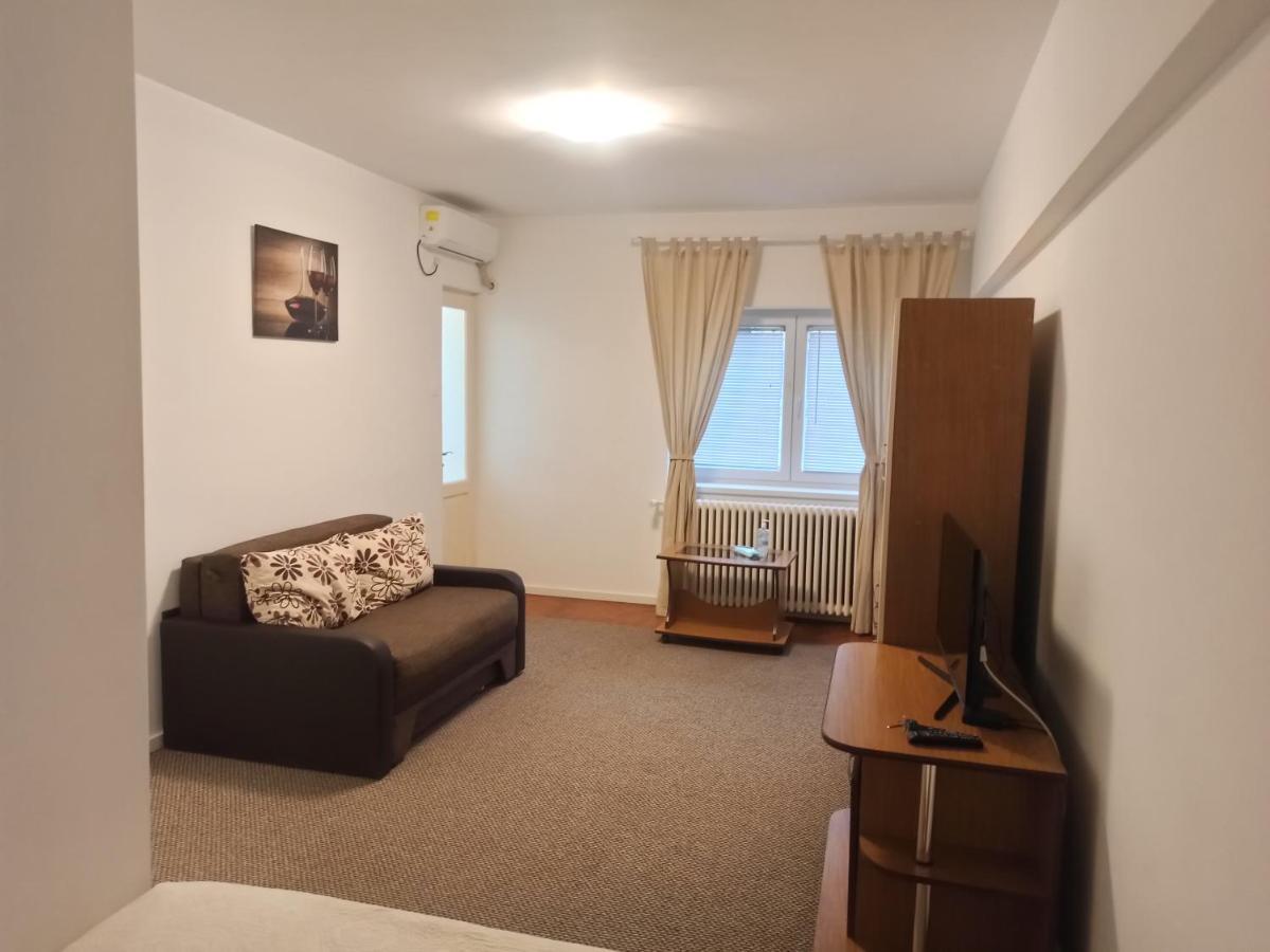Inner Circle Apartment *