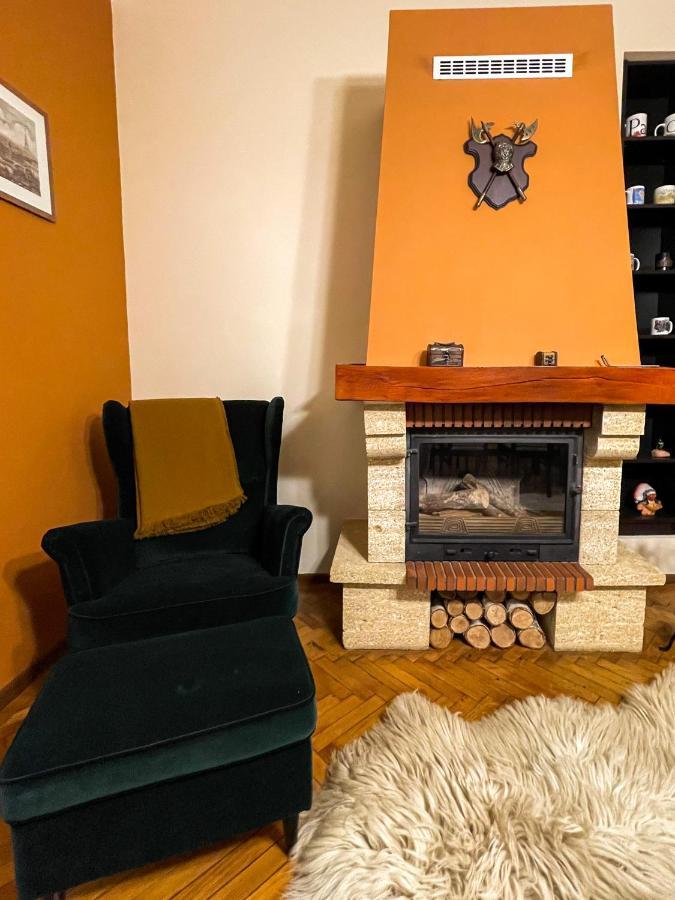 W/ Fire Place - Ground Floor