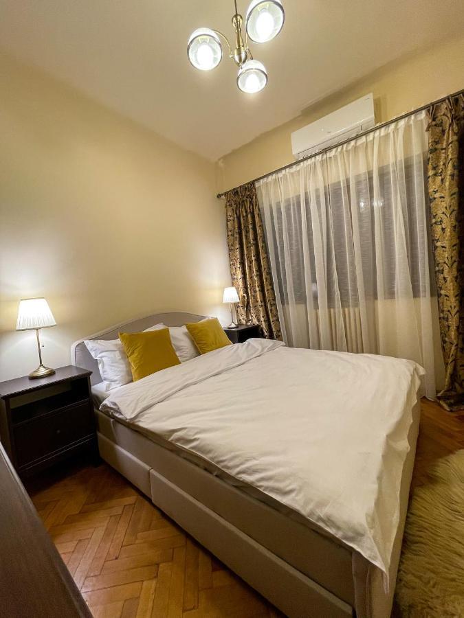 W/ Fire Place - Ground Floor Apartment Bucharest