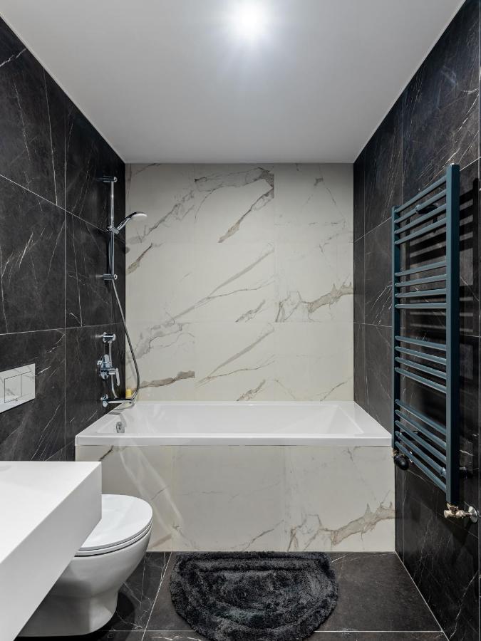 Apartament One Best Luxury Herastrau Parc *
