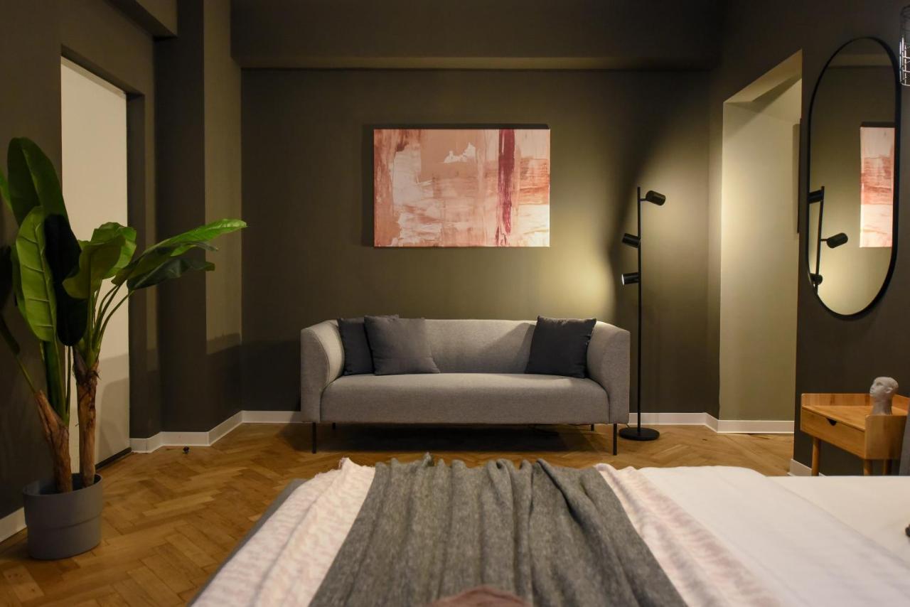 Apartament Pretty In Pink. Magheru Bucureşti