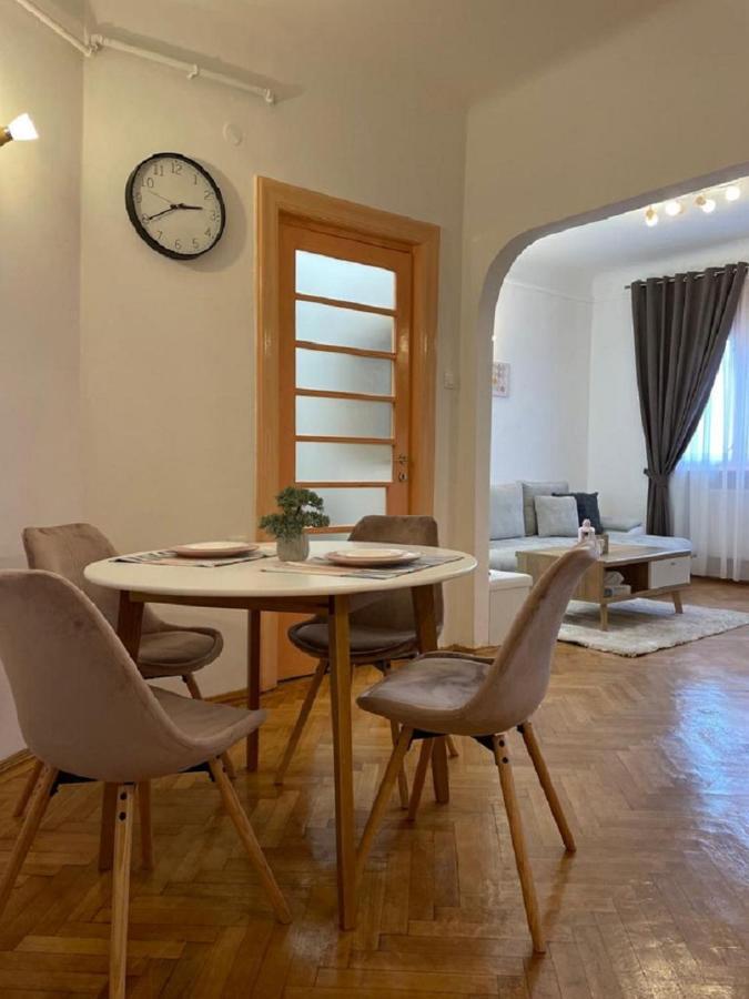 3 Apartamento *