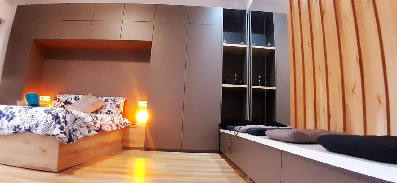 Best Ambiance And Vew In Center * Bucharest