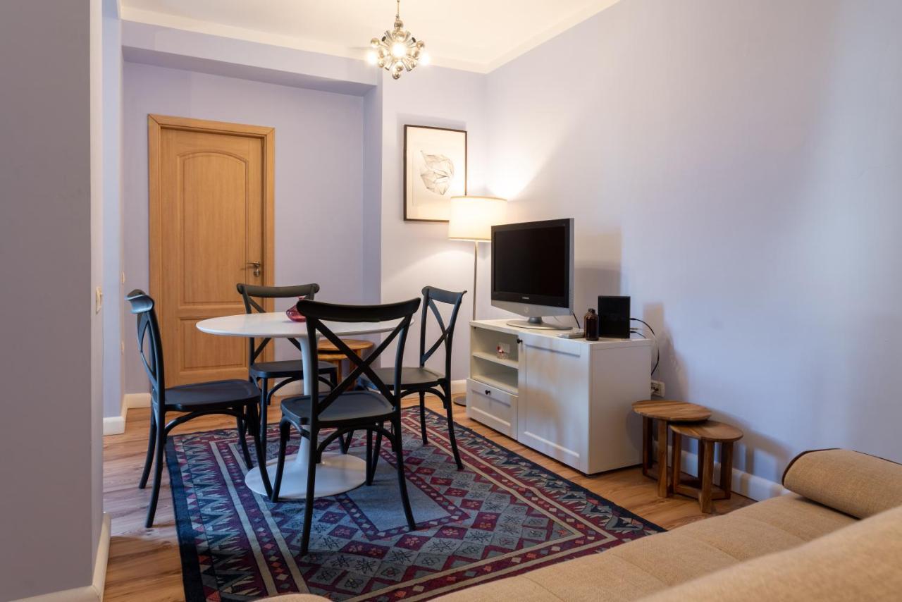 Center - Victoriei Square Apartament Bucureşti