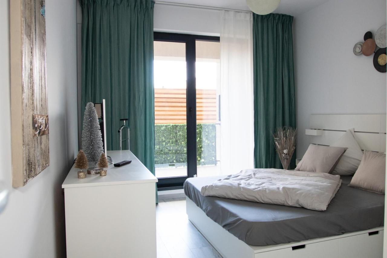 Lazo Two Room- Luxury