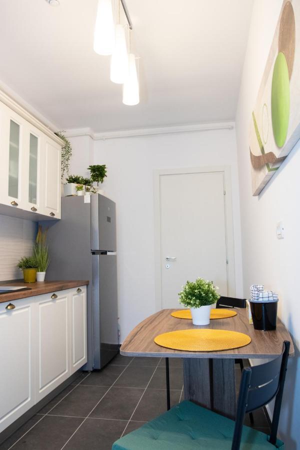 Lazo Two Room- Luxury Apartment