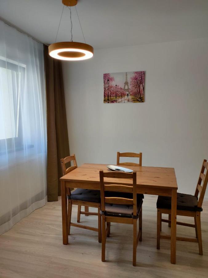 Apartment Dc Ghencea 158 Self Check-in Bucharest
