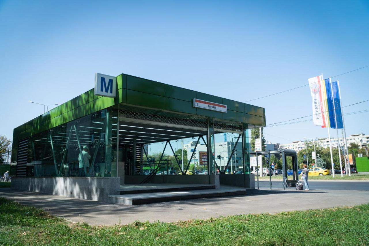 Metroufavoritgarsoniera * Bucureşti