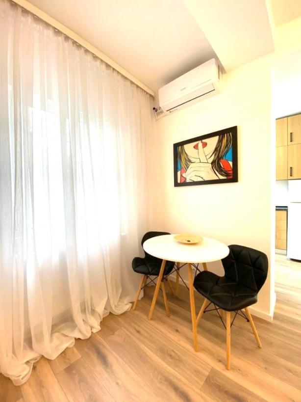 Hot Spot - - Sanador Victoriei *