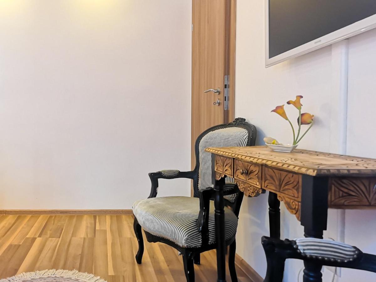 Fancy 1bd Family Friendly In Historical Centre * Bucareste