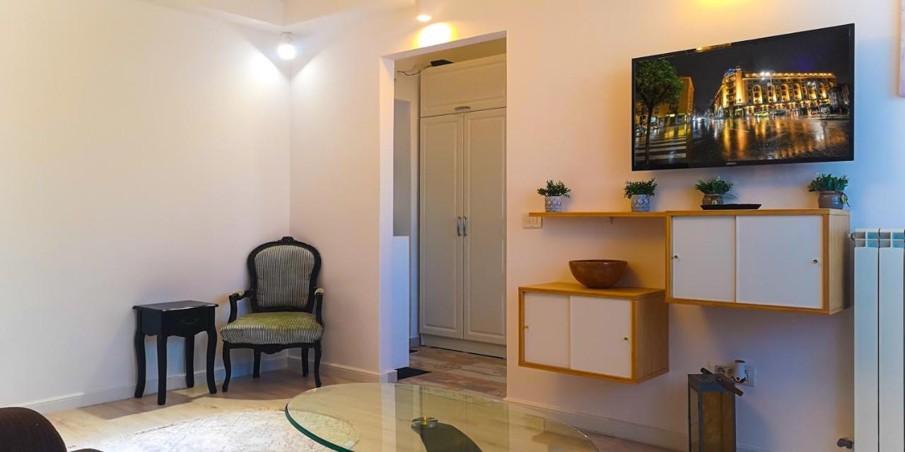 Sweet Lemons 1bd Amazing View Old Town Bucureşti