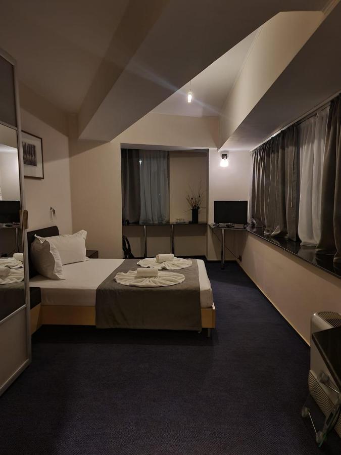 Hotel Mojo 3*