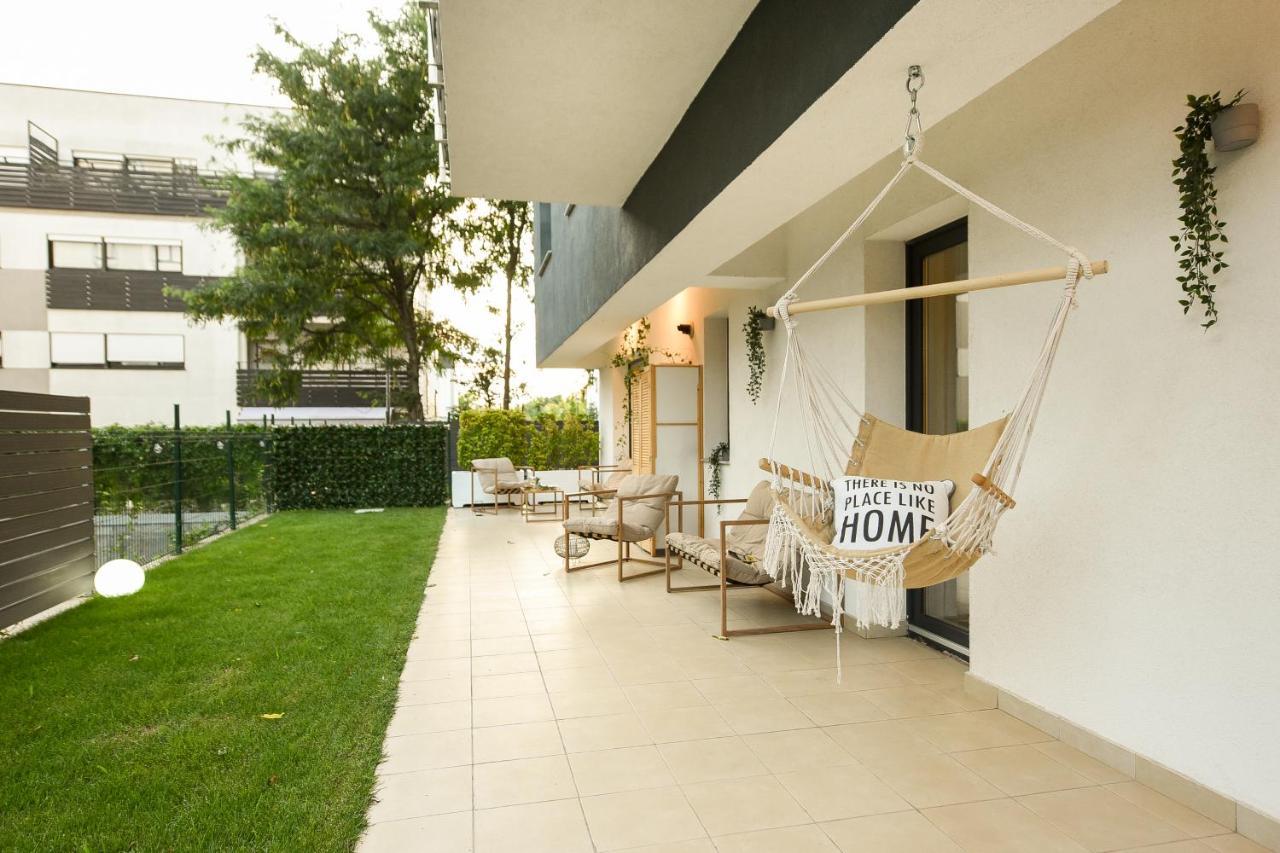 Apartamento Vacation Feel - 2br With Terrace & Private Parking In Baneasa Bucareste