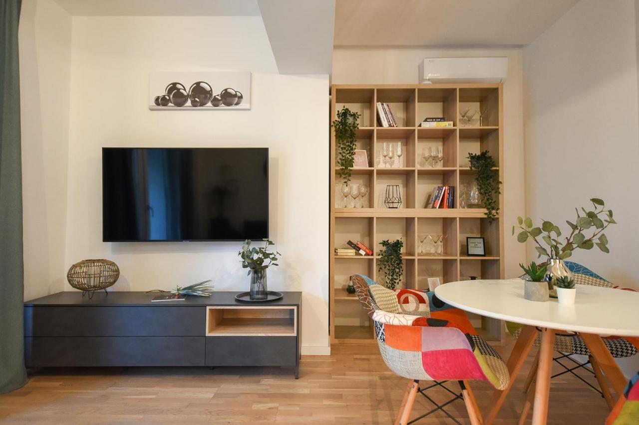 Vacation Feel - 2br With Terrace & Private Parking In Baneasa *