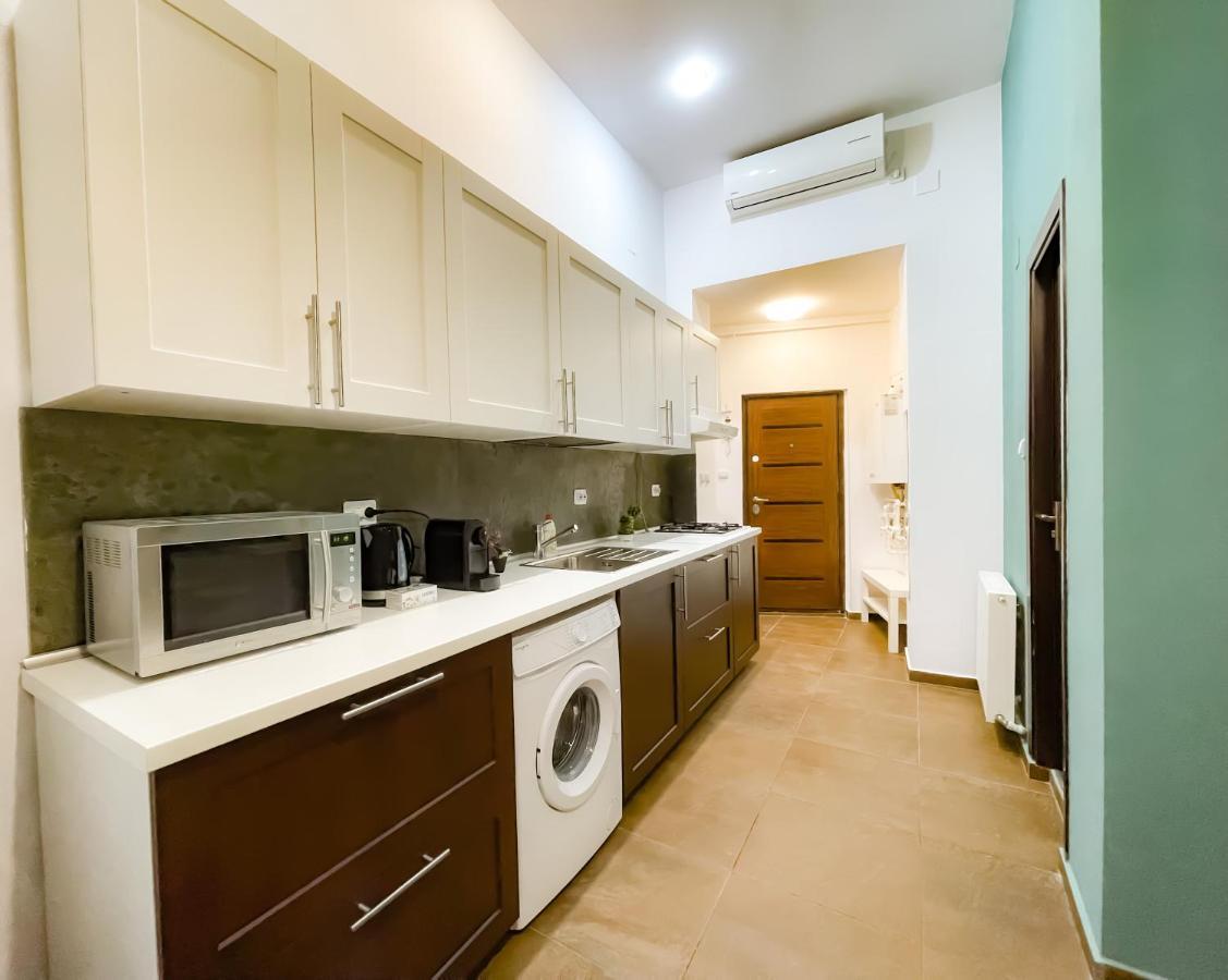 Cool Flat In The Heart Of Bucharest's Fun And History Apartamento Bucareste