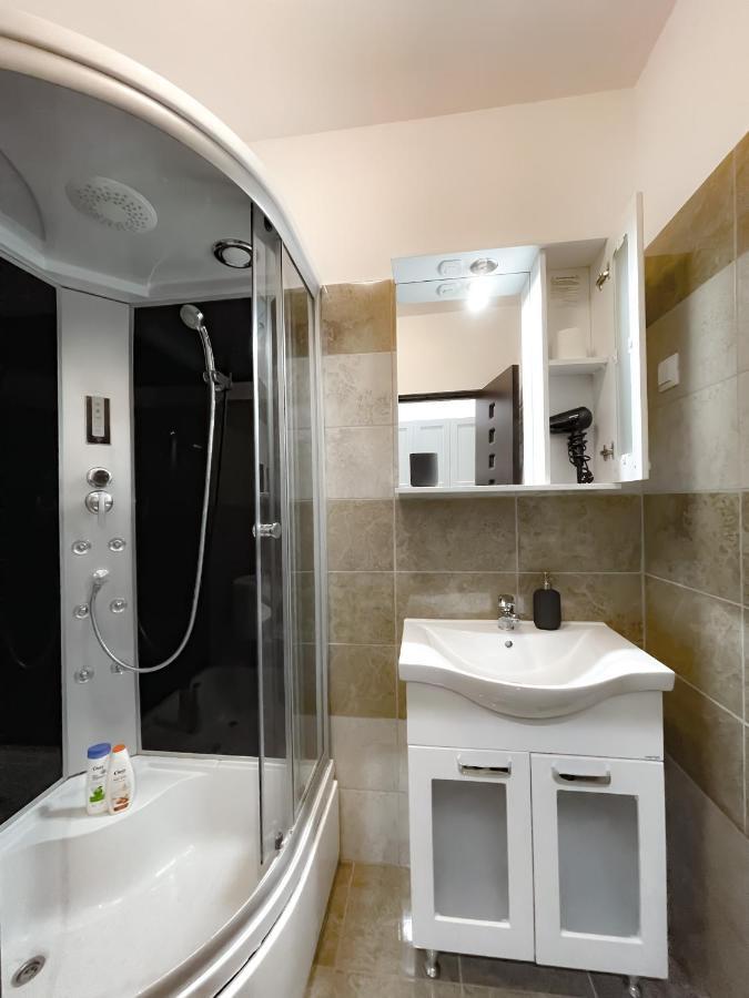 Cool Flat In The Heart Of Bucharest's Fun And History Apartamento *