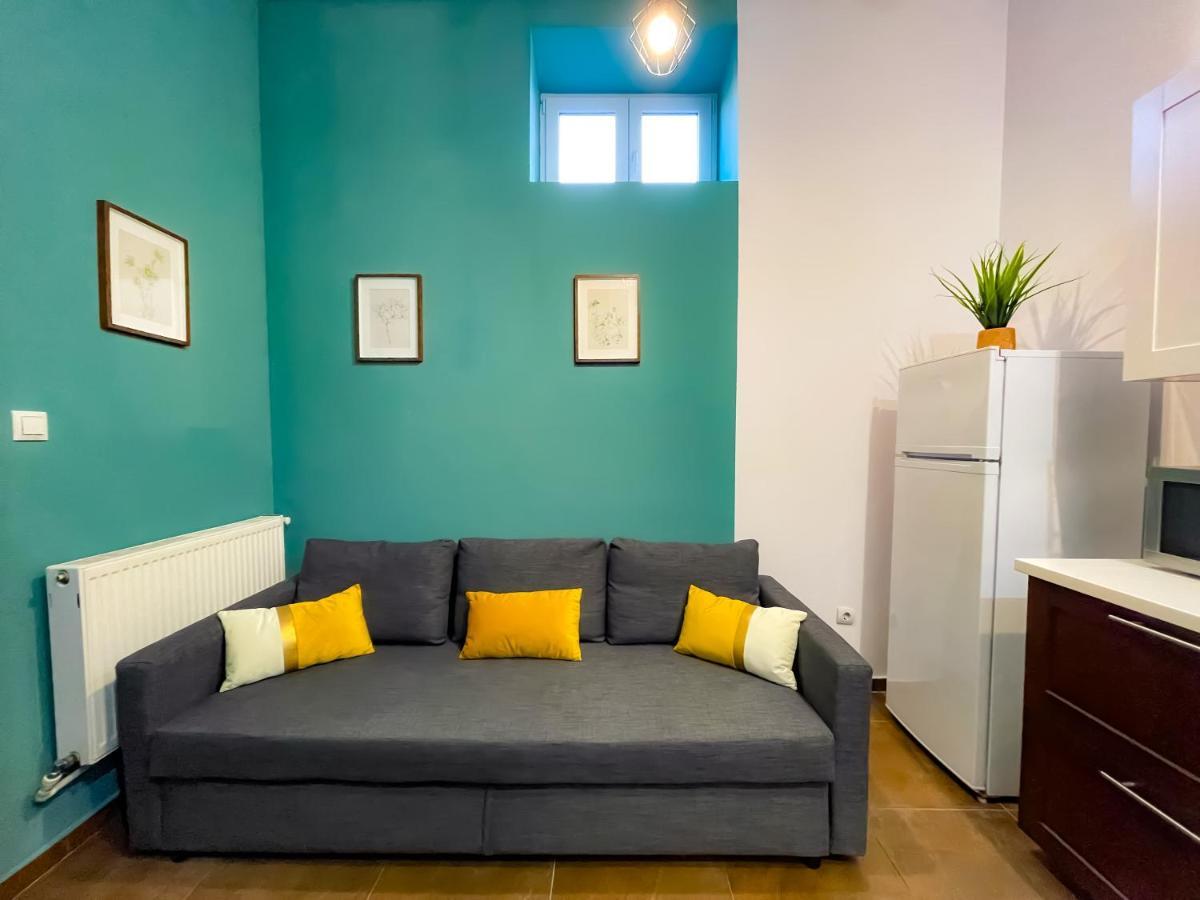 Apartamento Cool Flat In The Heart Of Bucharest's Fun And History
