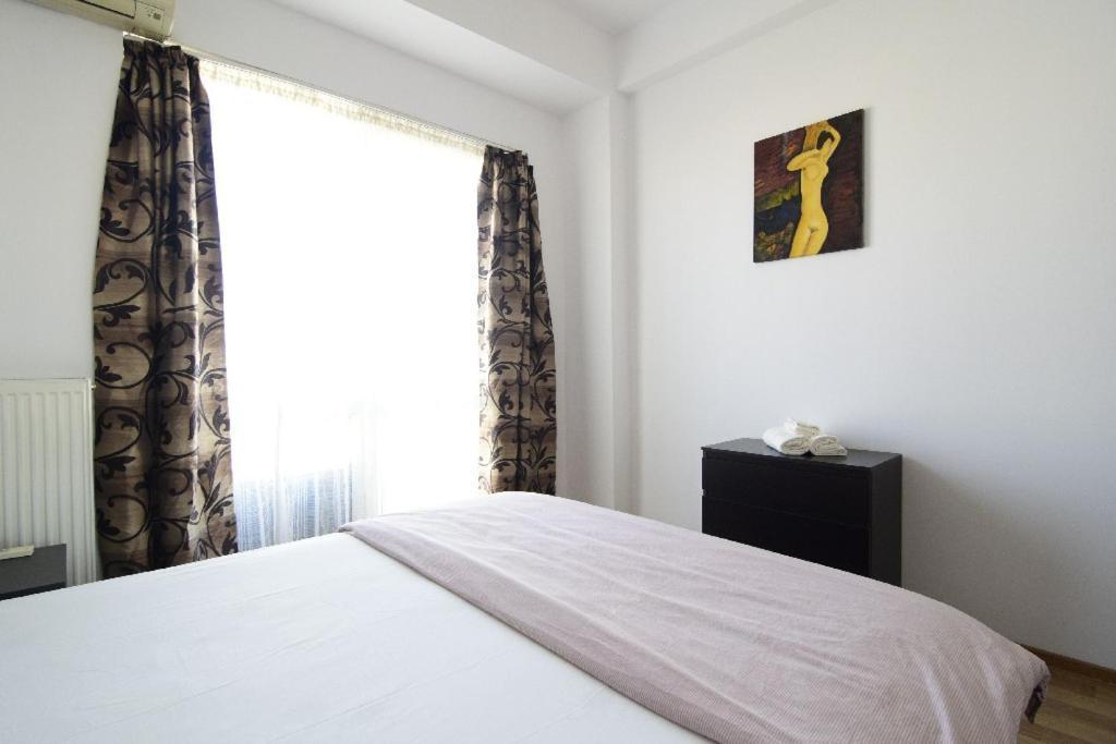 Square - View Of Apartamento Bucareste