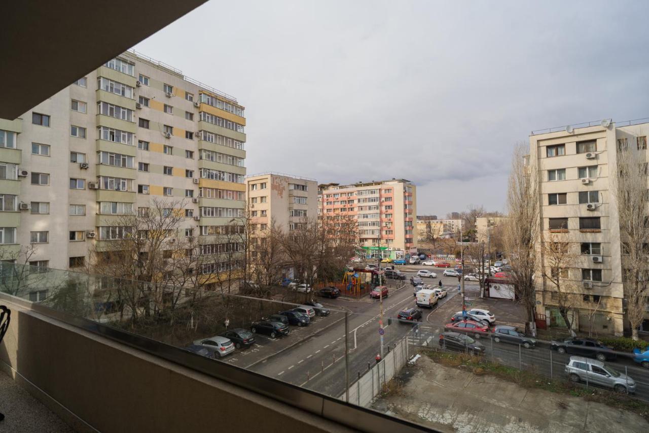 With View & Large Balcony Apartament *