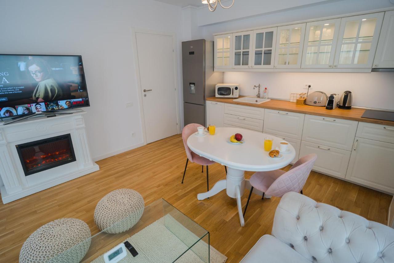 Apartament With View & Large Balcony *