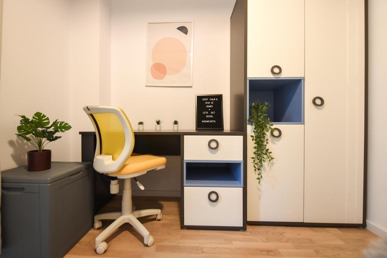 Vacation Feel - 2br With Terrace & Private Parking In Baneasa
