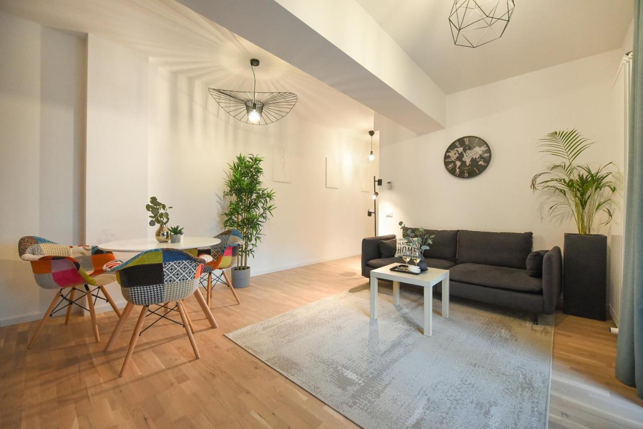 Vacation Feel - 2br With Terrace & Private Parking In Baneasa Apartamento Bucareste