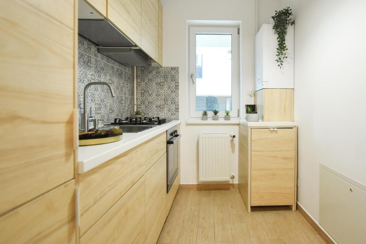 Vacation Feel - 2br With Terrace & Private Parking In Baneasa