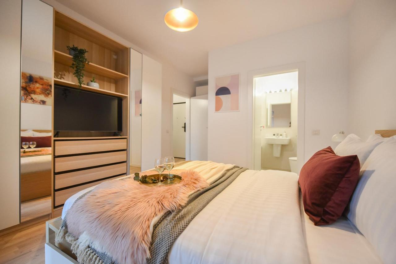 Vacation Feel - 2br With Terrace & Private Parking In Baneasa * Bucareste