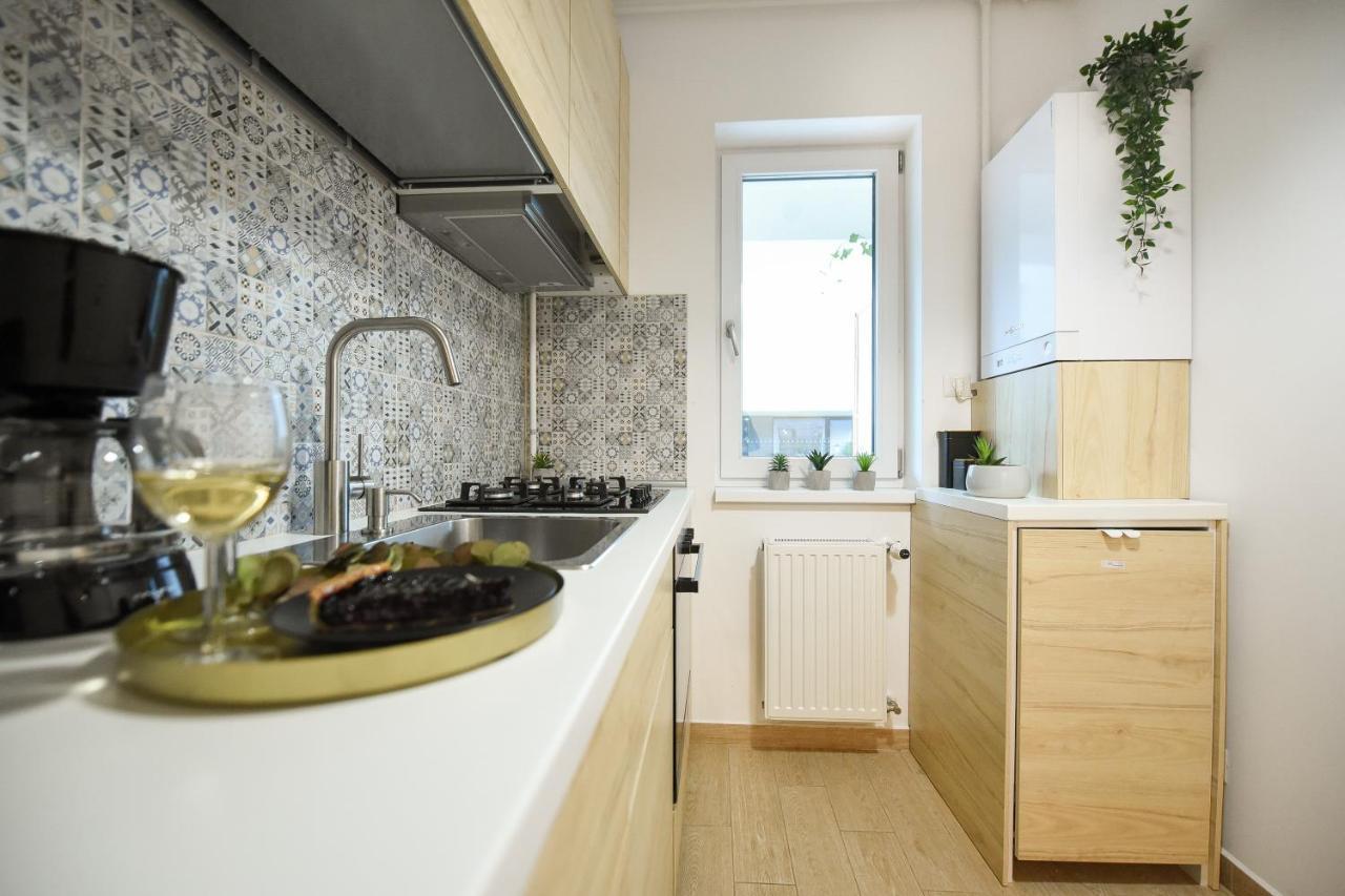 Vacation Feel - 2br With Terrace & Private Parking In Baneasa Bucareste