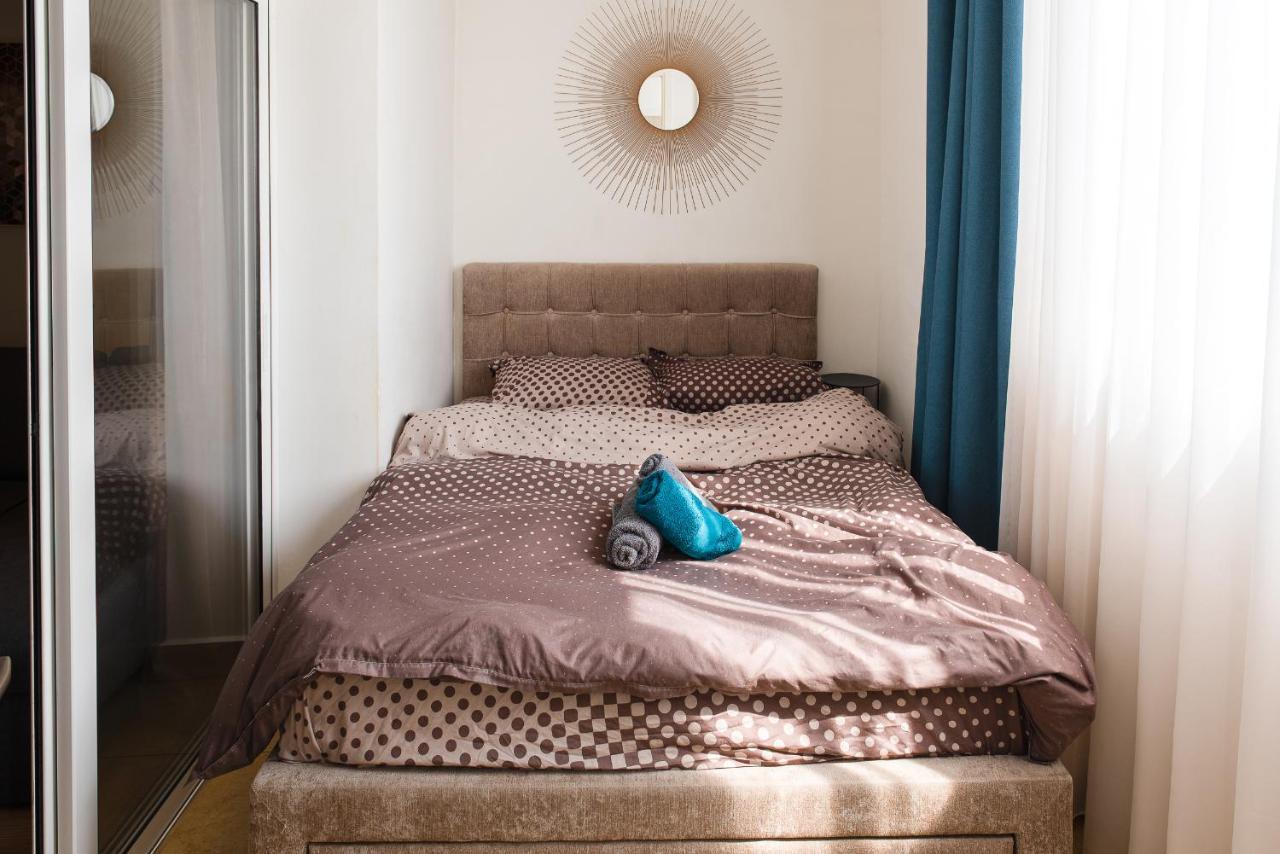 Ultra Modern Close To Old Town - *