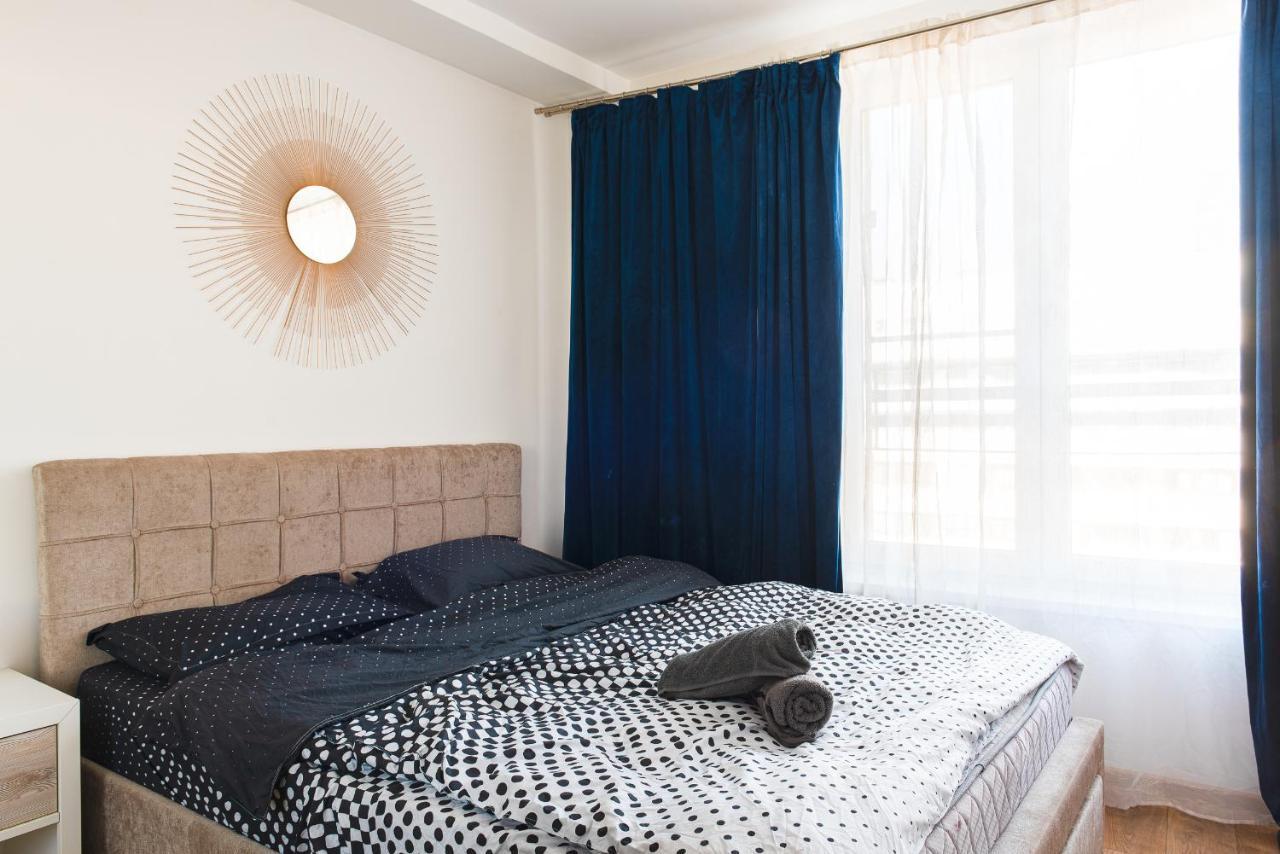 Chic 2-room In The Heart Of With Amazing View Bucharest